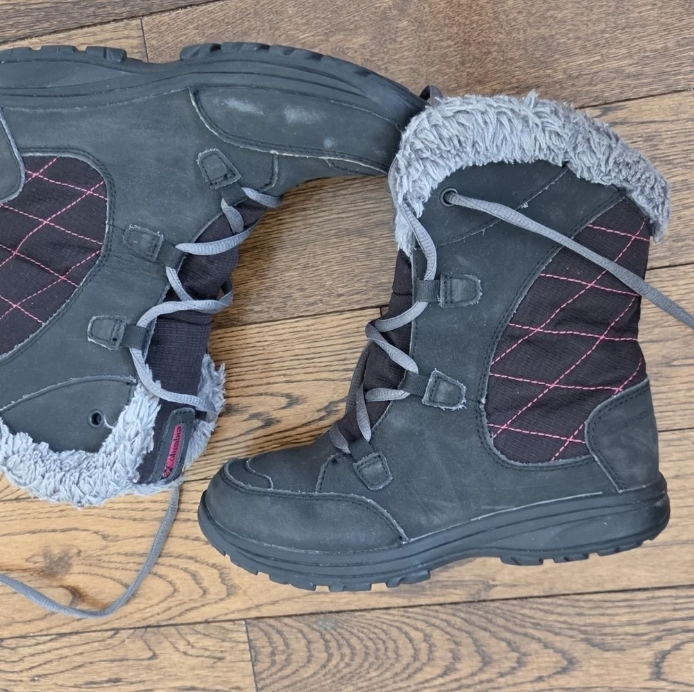 Columbia Ice Maiden II Snow Boots Youth Size 2